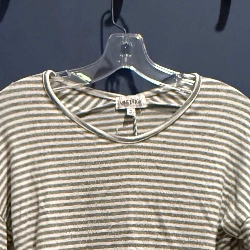 Gray and White Striped Sweater Girls XL - Picture 3 of 7